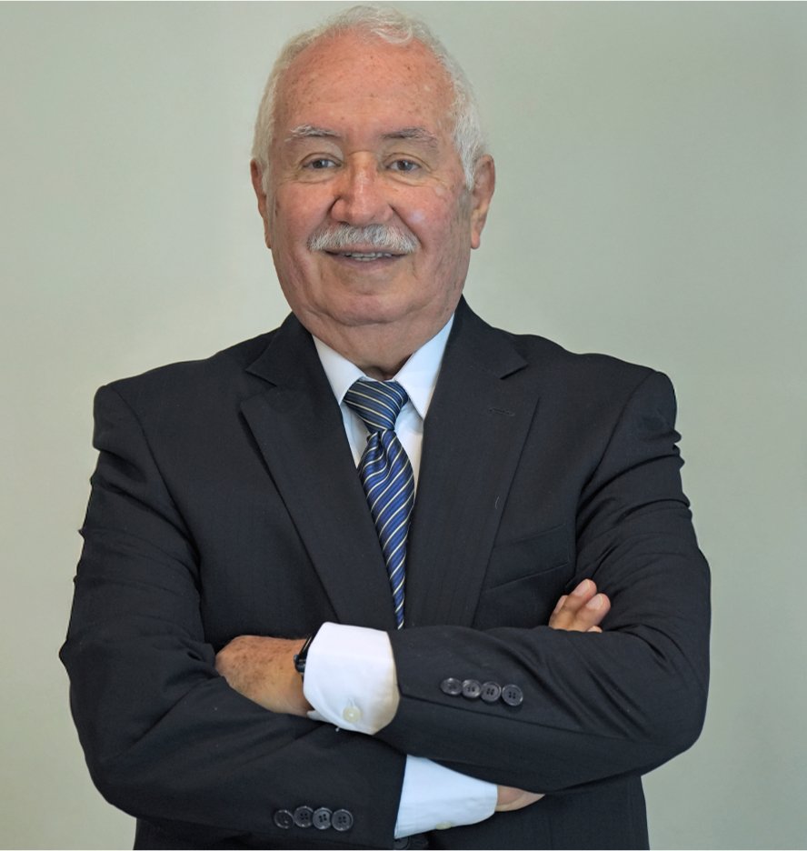 Dr. Franklin Roberto Quirós Díaz