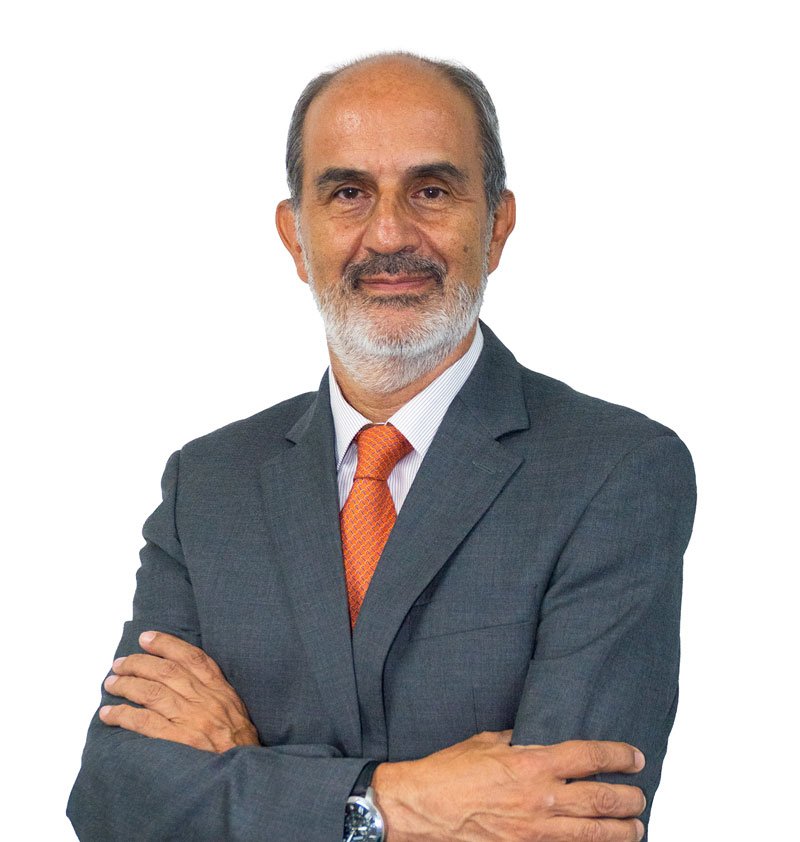 Dr. Guillermo Gómez Moya